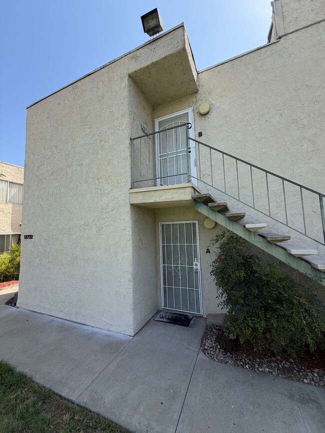 Building Photo - 12722 Lakeshore Dr