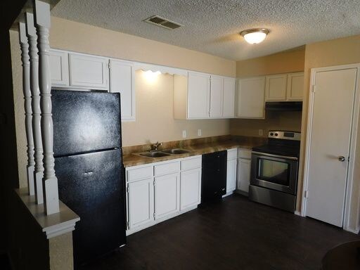 Building Photo - 11221 Golden Triangle Cir