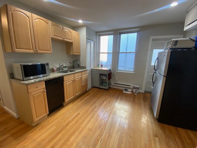 Foto del edificio - 224 Hanover St