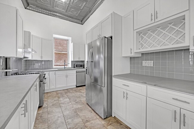 Photo - 78 Grand St Apartment