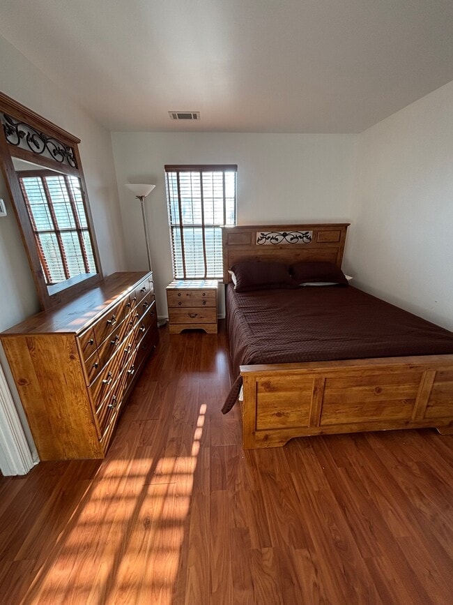 Bedroom - 83 Crosspointe Dr