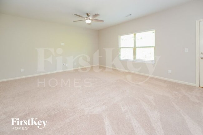 Foto del edificio - 530 Sunrise Ln