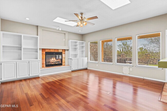 Building Photo - 6828 Imperial Ridge Dr