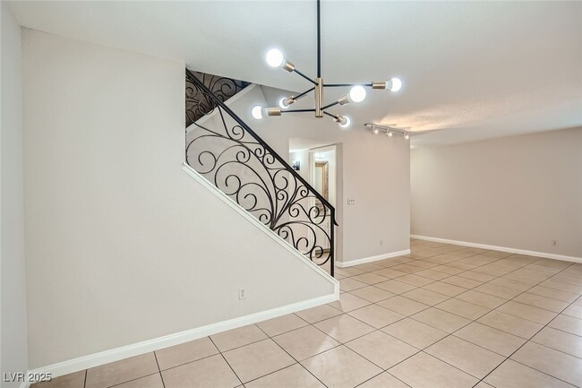 Building Photo - 7705 Wolf Creek Rd