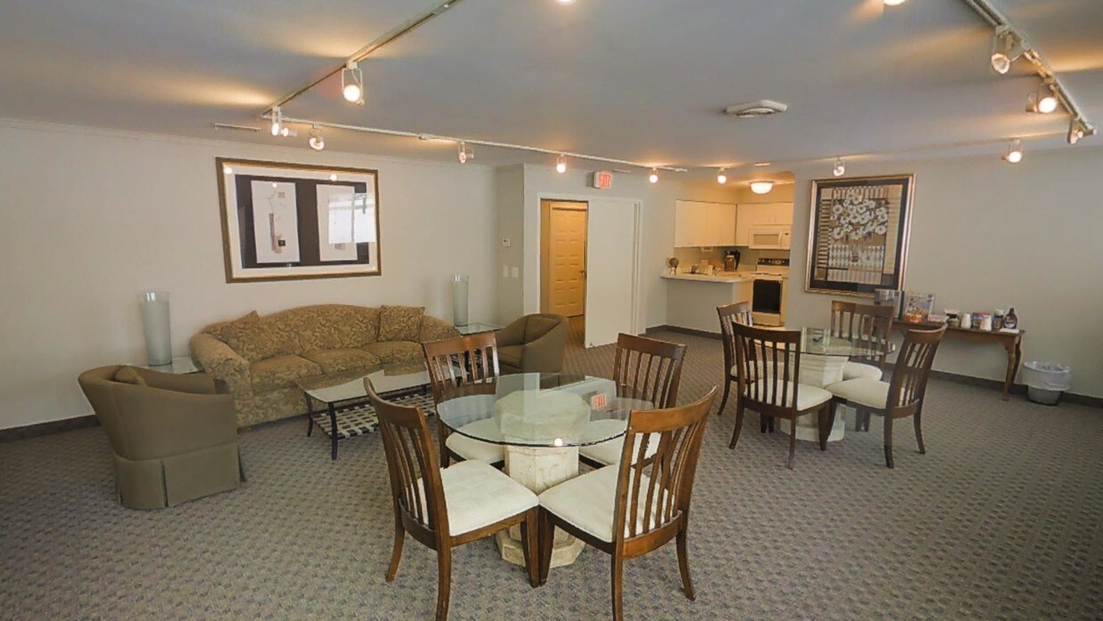 Adams Creek 3280 S Adams Rd Apartment For Rent Doorstepscom