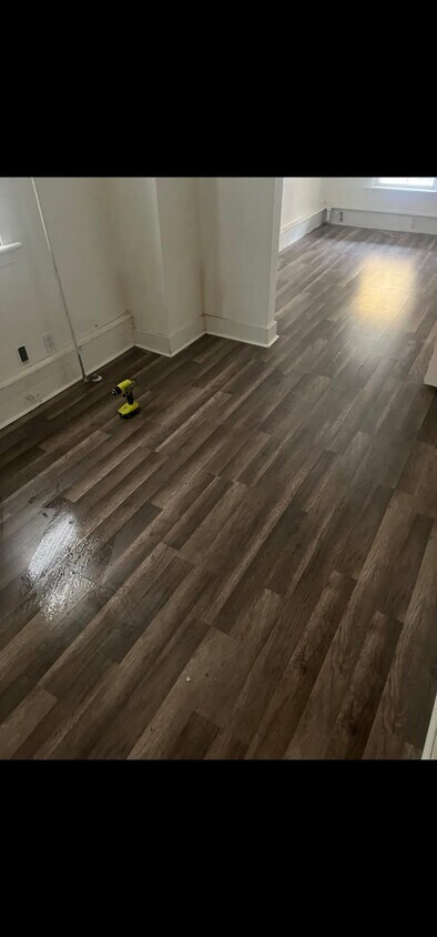 Comedor - 139 Frank S Brown Blvd