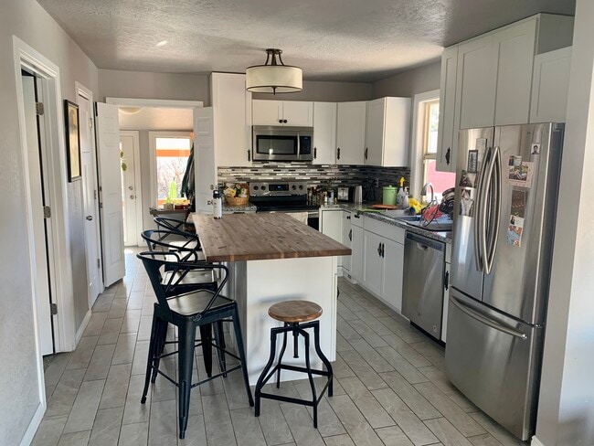 Kitchen (main) - 1550 S 1300 E