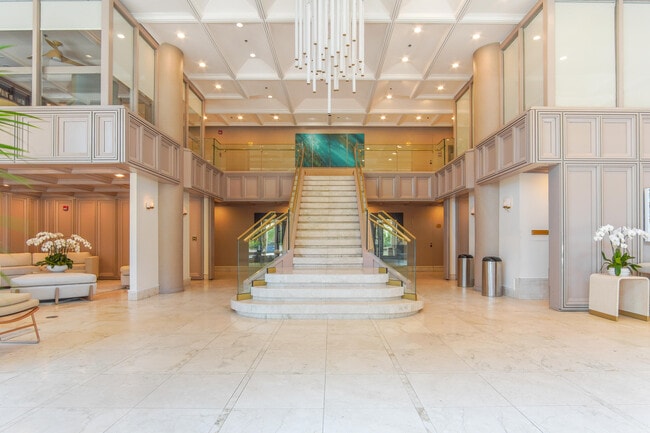 Building Photo - 251 Crandon Blvd