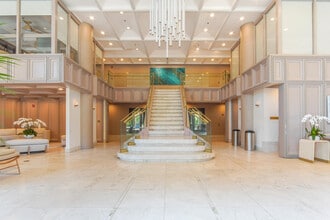 Building Photo - 251 Crandon Blvd