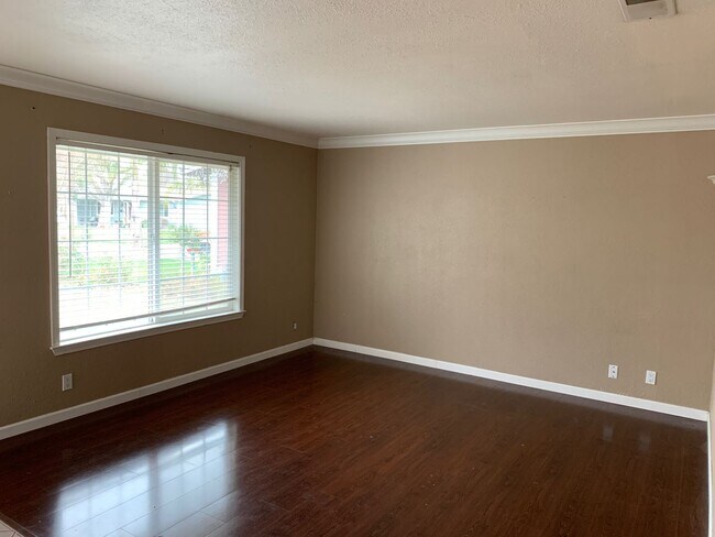 Foto del edificio - Adorable, Move-In Ready Citrus Heights Home!