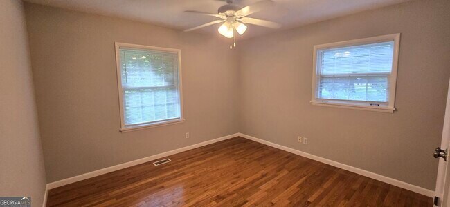 Foto del edificio - 2902 Highbrook Ct