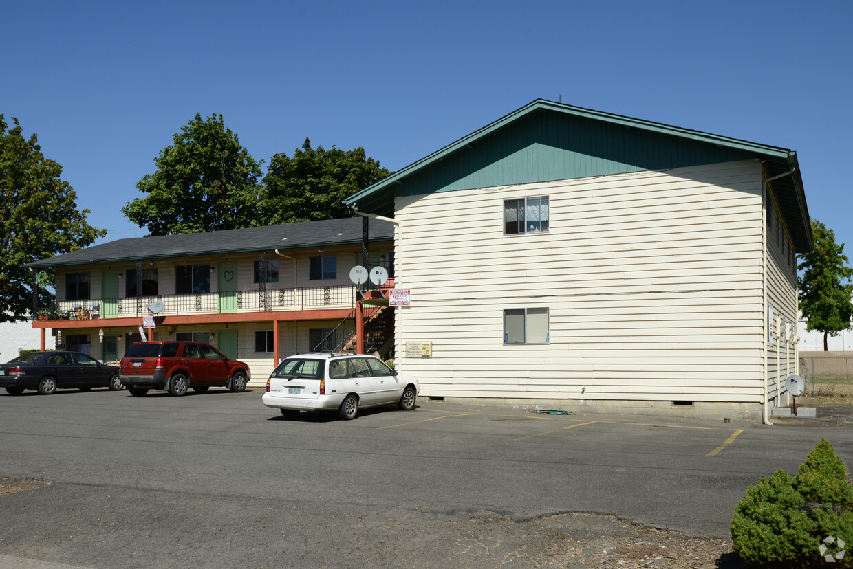 Primary Photo - Orchard Park Apartments