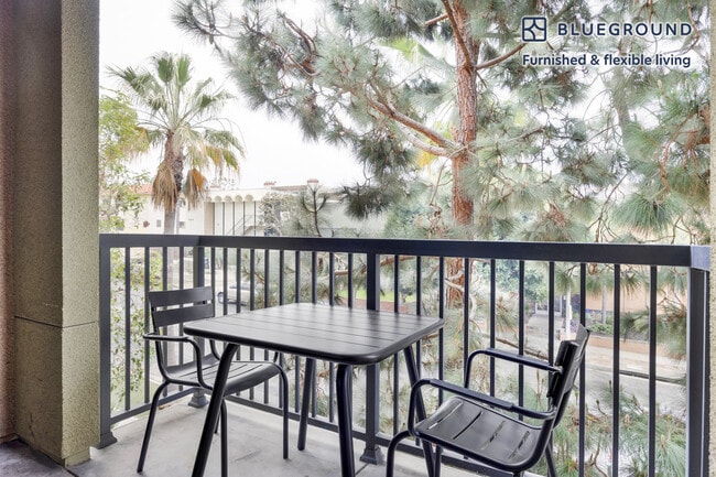 Building Photo - 8700 Pershing Dr