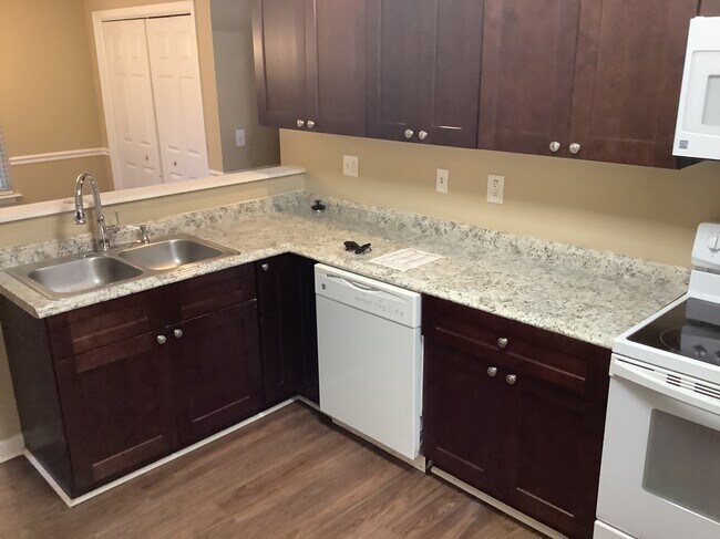 Foto del edificio - 116 Windy Meadow Way