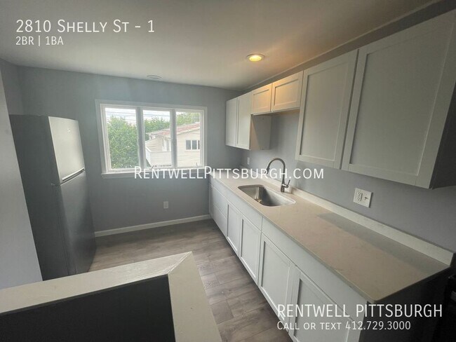 Building Photo - 2 Bedroom Apartment in South Side - Now Ac...