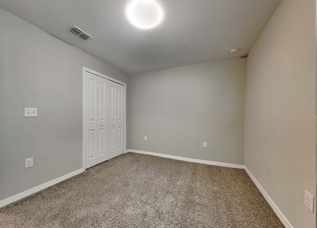 Foto del edificio - 2249 Treesdale Ave