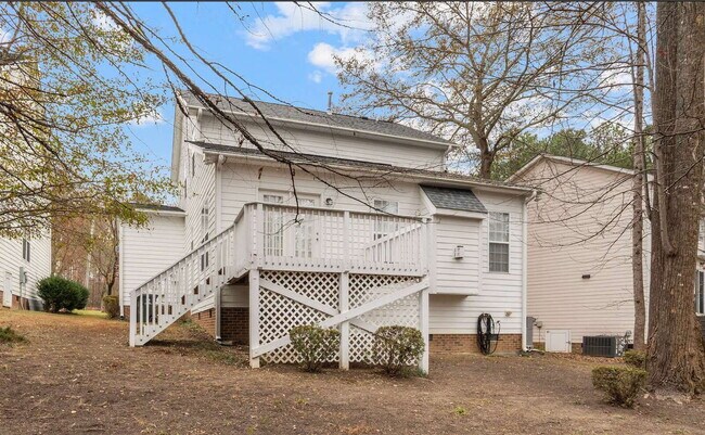 Foto del edificio - Charming 2-Story Home in Sought After Apex, NC