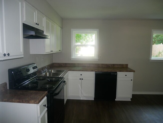Foto del edificio - 6465 Southbridge Cove