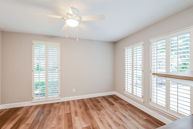 Foto del edificio - 11818 Oakcroft Dr