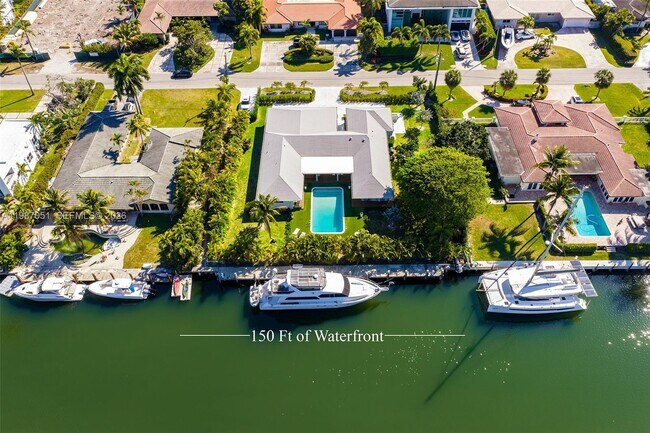 Foto del edificio - 424 Alamanda Dr