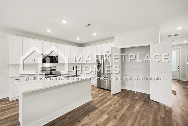 Building Photo - 4039 Norman Dr