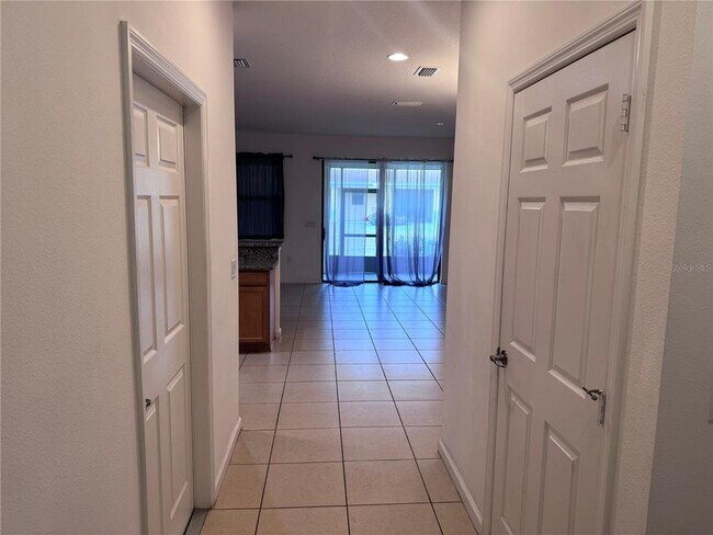 Building Photo - 1898 Portofino Meadows Blvd