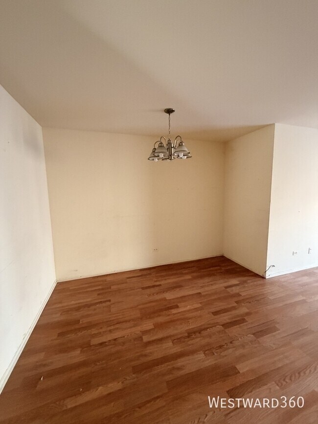 Foto del edificio - 10409 Dearlove Rd