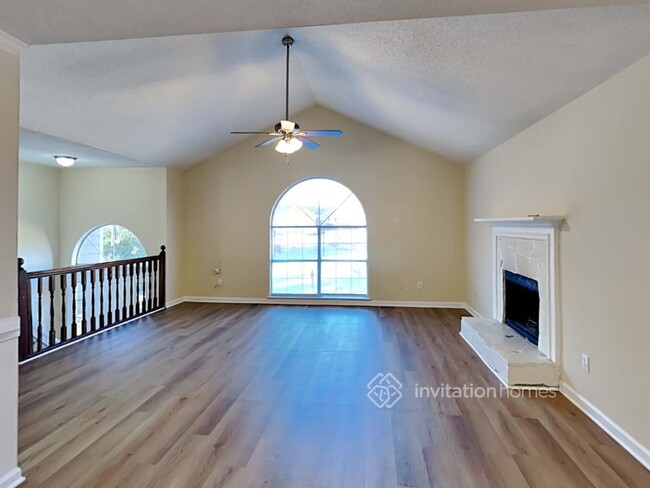 Foto del edificio - 3484 Willow Tree Cir