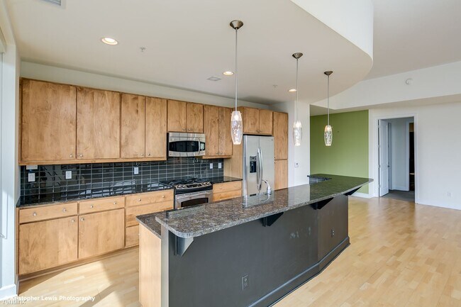 Foto del edificio - 2 br, 2 bath Condo - 1650 Fillmore Street 501