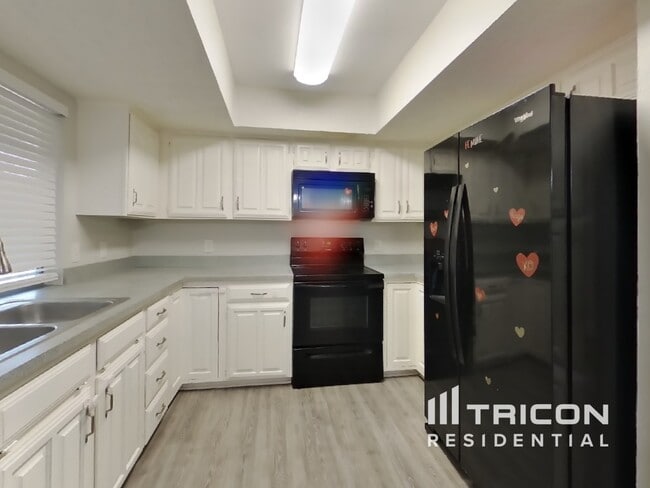 Foto del edificio - 1130 Wood Heights Dr