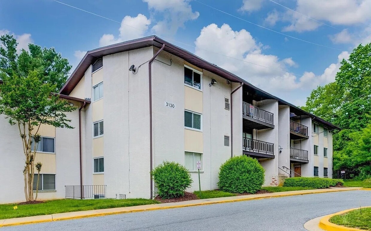 Primary Photo - 3130 Brinkley Rd