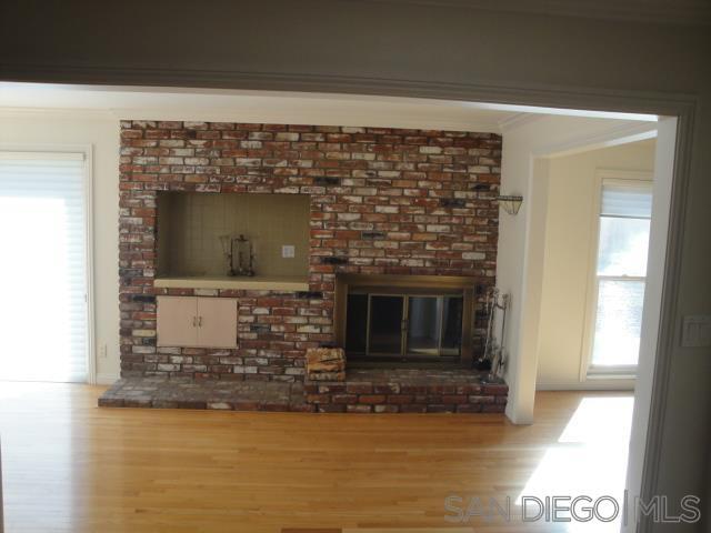 Building Photo - 6183 Rockhurst Dr