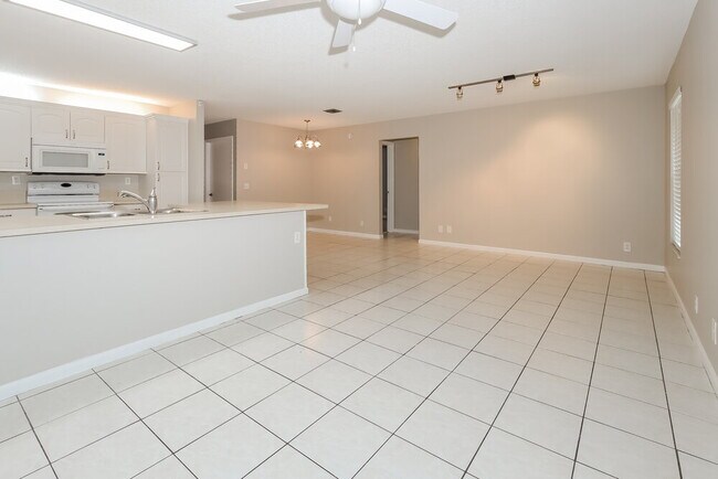 Building Photo - 115 Valencia St