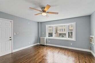 Building Photo - 211 New York Ave