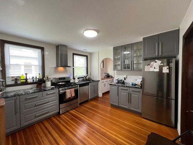 Building Photo - 33 Colberg Ave
