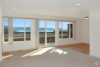 Building Photo - 55 Marinero Cir