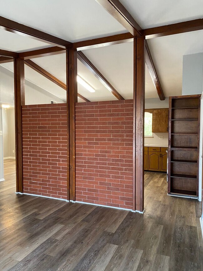 Foto del edificio - Vintage 2 Bedroom