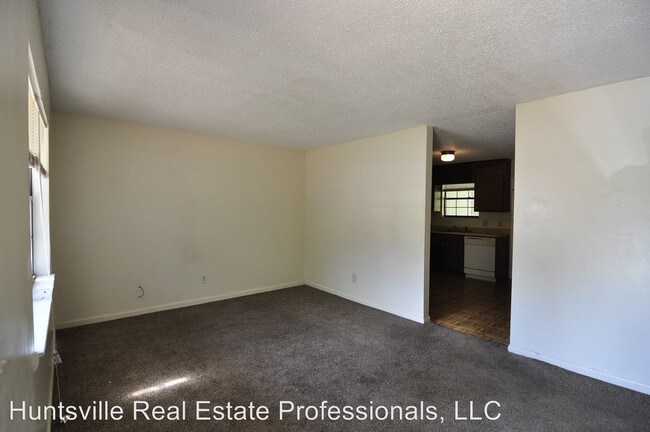 Foto del edificio - 4524 Bonnell Dr NW