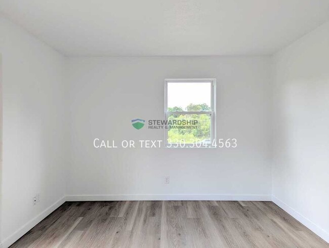 Building Photo - 5003 Massillon Rd