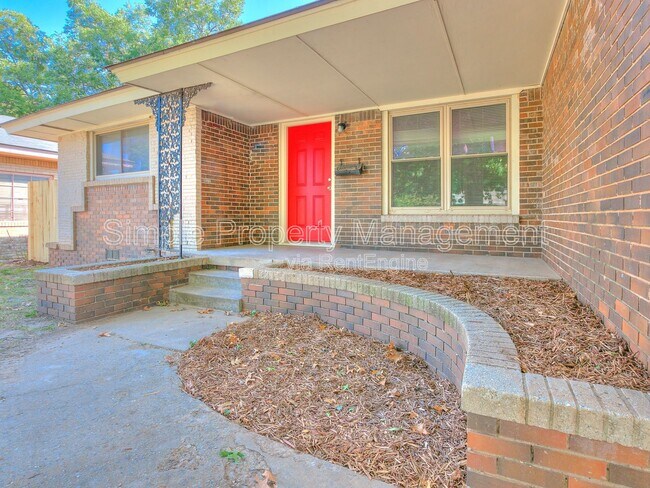 Building Photo - 2816 SW 54th St