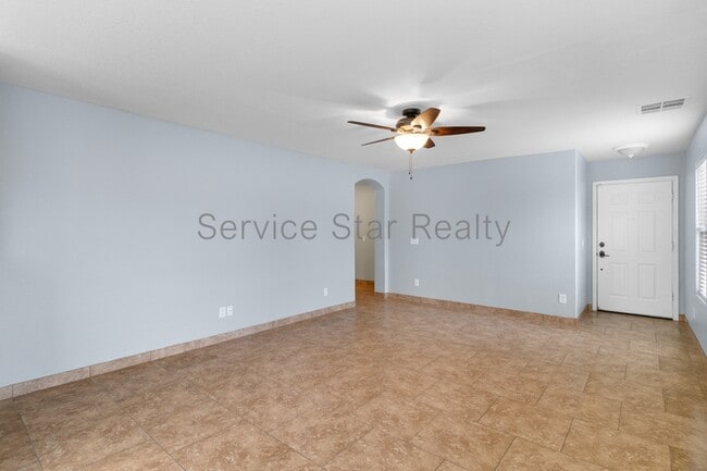 Building Photo - 3823 W White Canyon Rd