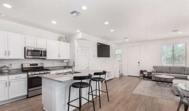 Foto del edificio - 3828 S 58th Ln