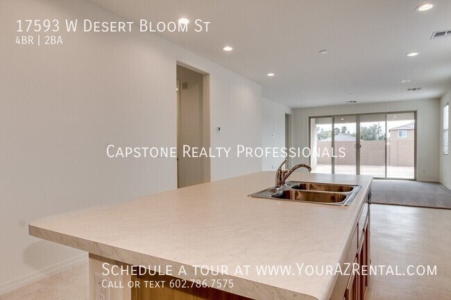 Foto del edificio - 17593 W Desert Bloom St