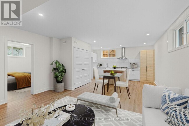 Photo du bâtiment - 1694 Belcourt Blvd