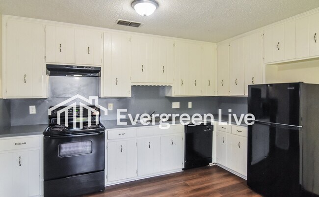 Building Photo - 3216 Capwood Curve