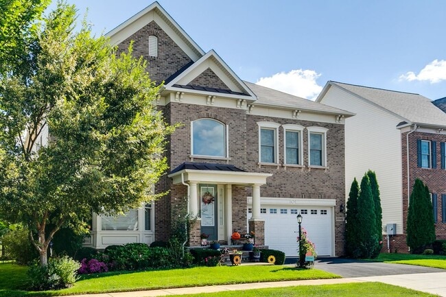 Building Photo - 23582 Prosperity Ridge Pl