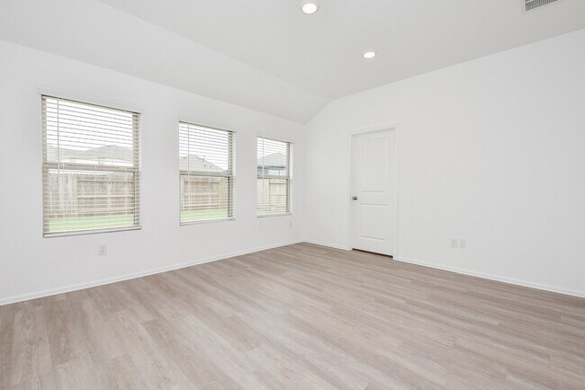 Building Photo - 8426 Manta Ray Dr