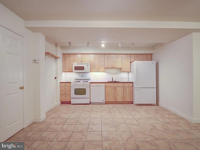 Building Photo - 4316 4th St NW