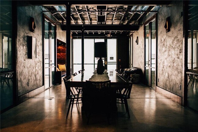 Foto del edificio - 807 E 4th St