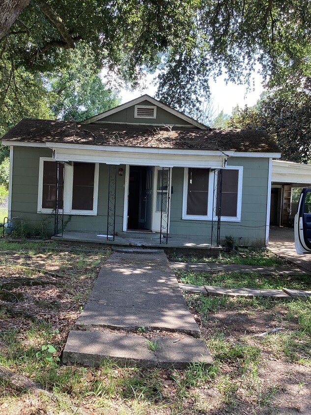 Primary Photo - 115 Arkansas St